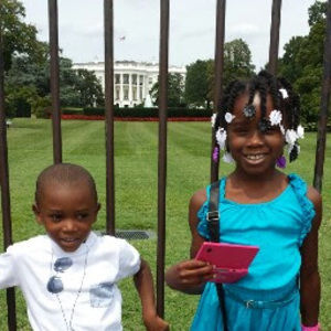 Meet your Posher, Dennis